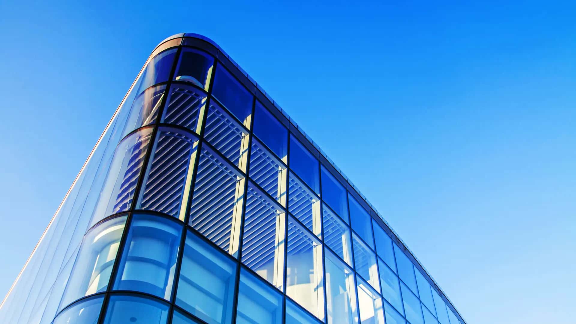 Proyectos de fachadas de aluminio y cristal en Barcelona
