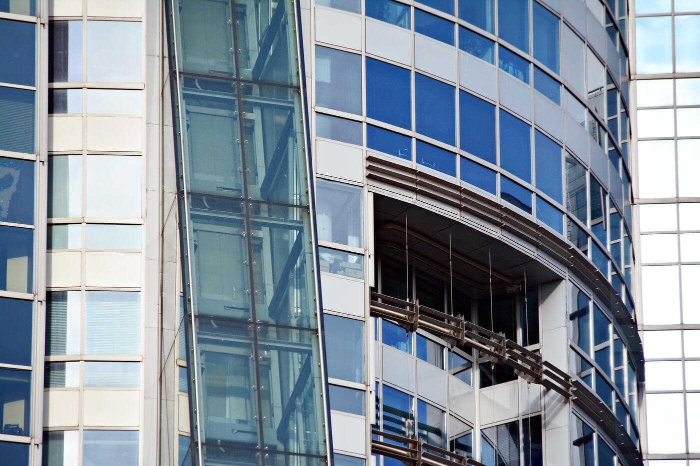 Cada Cuánto Revisar La Fachada De Un Edificio