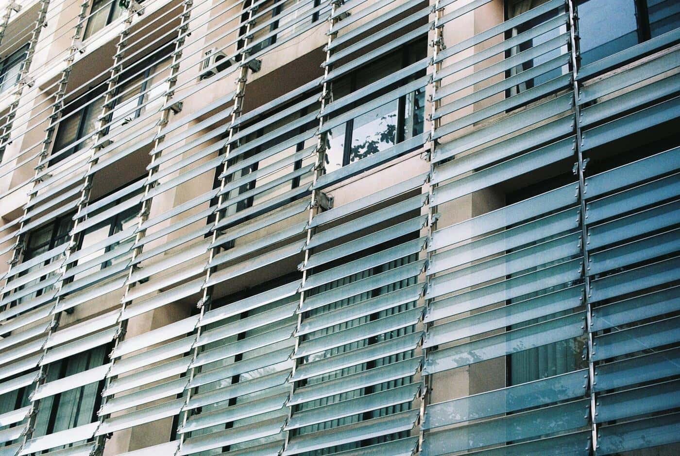 Rehabilitación de fachadas en Montmeló: guía para edificios